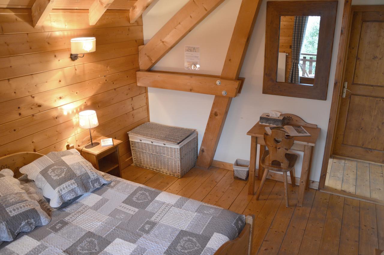Chambre D'Hotes Les Pralets Saint-Eustache Exteriér fotografie